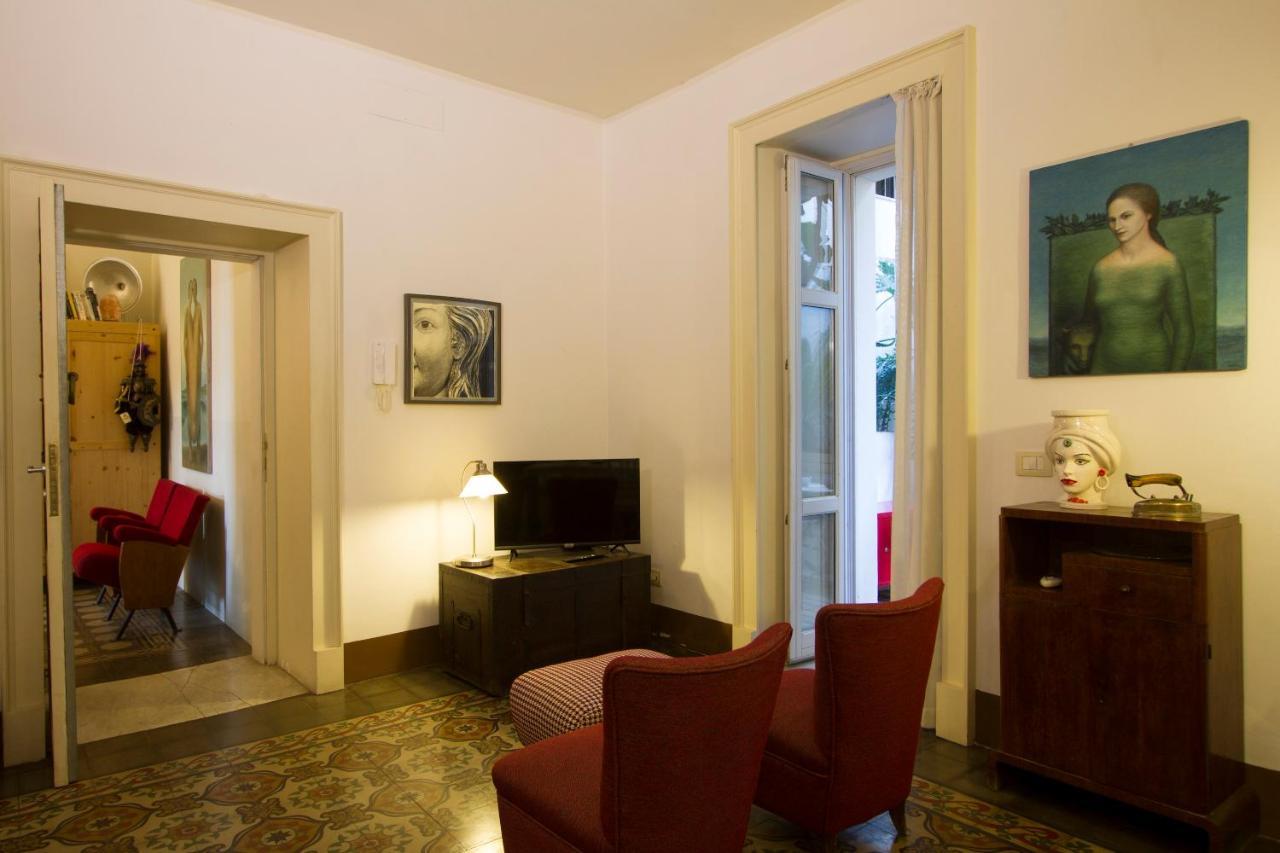 Tre Vie Apartment Con Terrazzo Giardino Pensile CTA Exterior photo