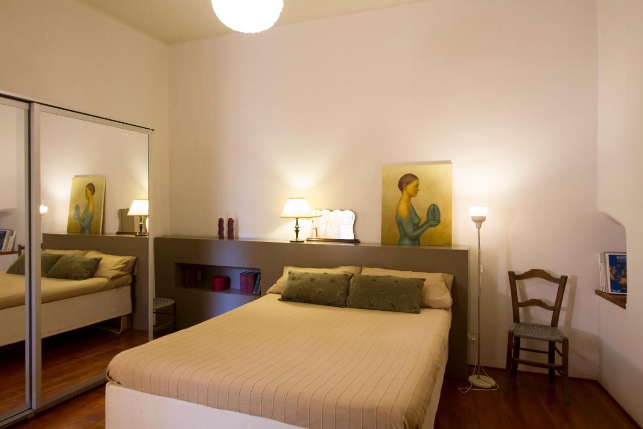 Tre Vie Apartment Con Terrazzo Giardino Pensile CTA Exterior photo