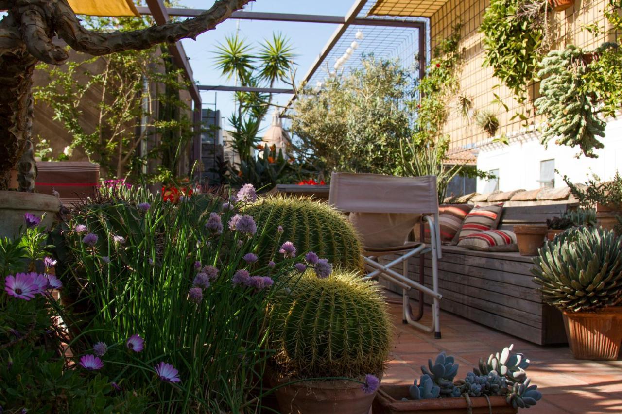 Tre Vie Apartment Con Terrazzo Giardino Pensile CTA Exterior photo