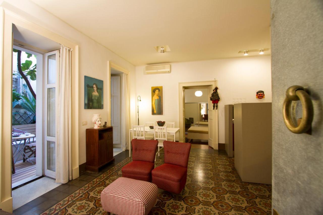 Tre Vie Apartment Con Terrazzo Giardino Pensile CTA Exterior photo