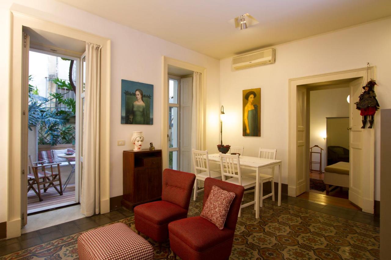 Tre Vie Apartment Con Terrazzo Giardino Pensile CTA Exterior photo